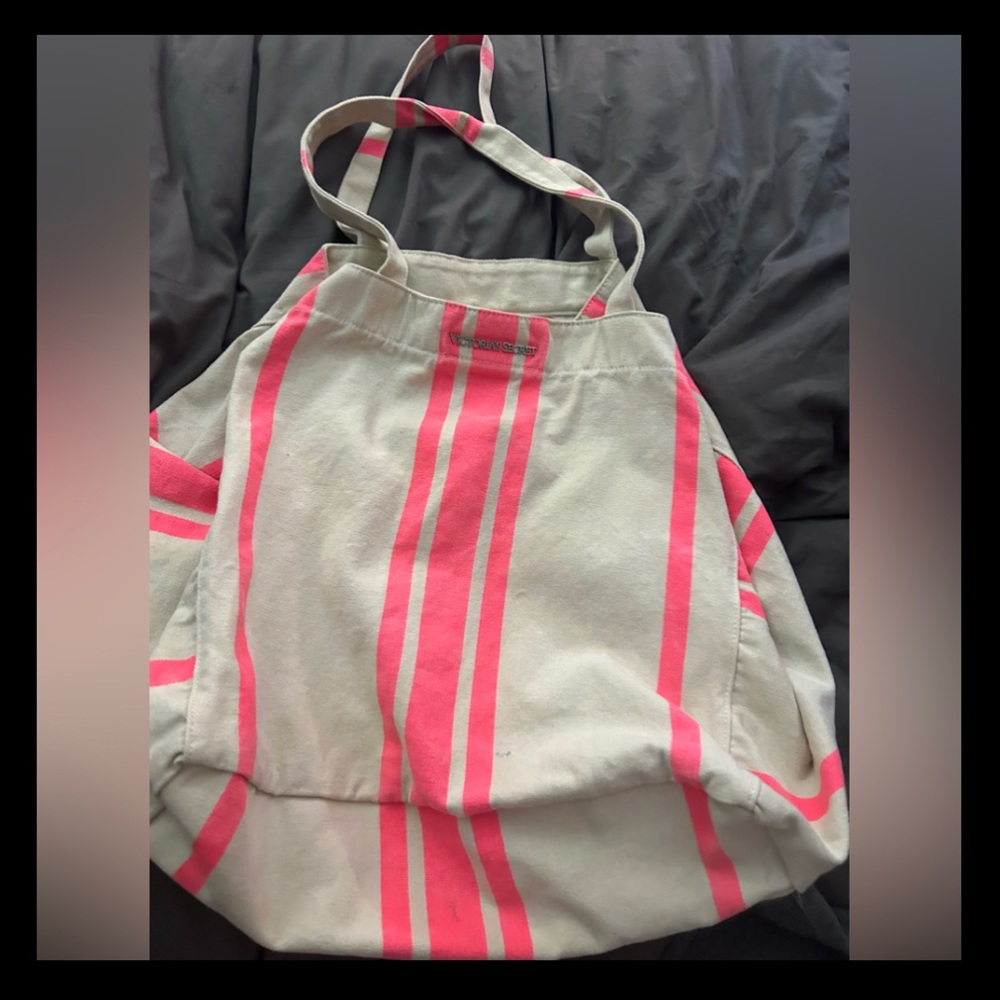 VICTORIA’S SECRET Tote Bag
